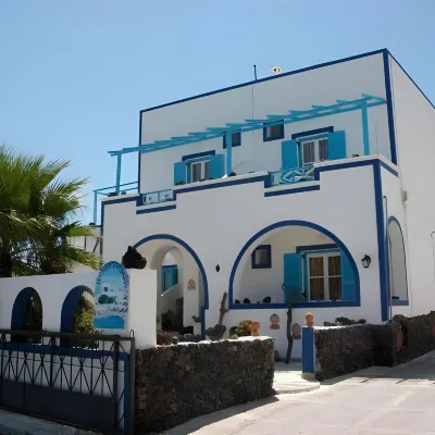 Villa Livadaros Hotels near Santorini caldera