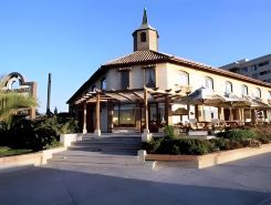 Hotel y Cabañas Campanario