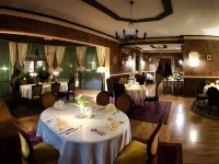 Dwór Konstancin Hotels in Otwock