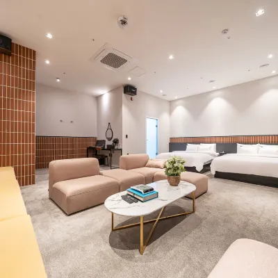 Incheon Hotel the Gray Các khách sạn gần Cảng Sorae