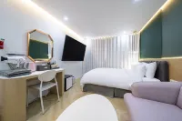 Chuncheon Brown Dot