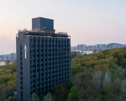 JK Blossom Hotel Các khách sạn gần Sinmok-dong