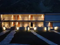 Such as border other mountain homestay Hotels near Yaha Scenic Area