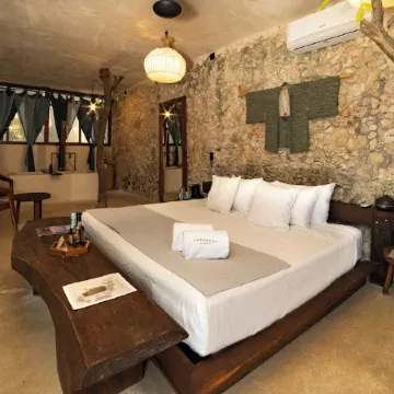 Japoneza Retreat Mérida Centro