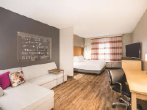 La Quinta Inn & Suites by Wyndham Chattanooga North - Hixson Hotels in Hixson