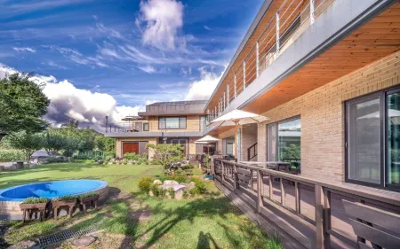 Inje Baekdam Alps Pension Отели рядом с достопримечательностью «Baekdamsa»