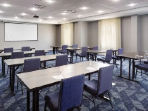 亞特蘭大科尼爾斯萬怡酒店 科尼爾斯酒店