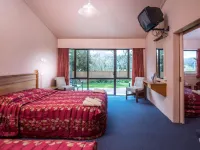 Karamea Village Hotel - acceptant les animaux