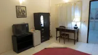 Goldie Guesthouse - Pensionaatit
