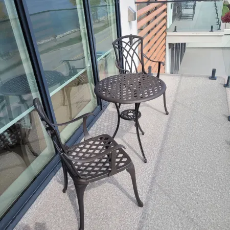 Spacious Tranquil Oasis at Okanagan 302