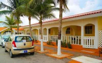 Coconut Inn - parking