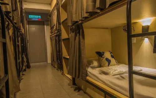 Traveller Bunker Hostel