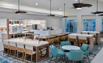 Homewood Suites by Hilton Orlando - Nearest to Universal Studios
