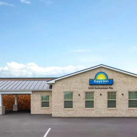 Days Inn by Wyndham Frederick