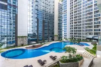 Staycation Cozy High Floor 3BR Apartment in Medan City Centre Hotels in Perintis