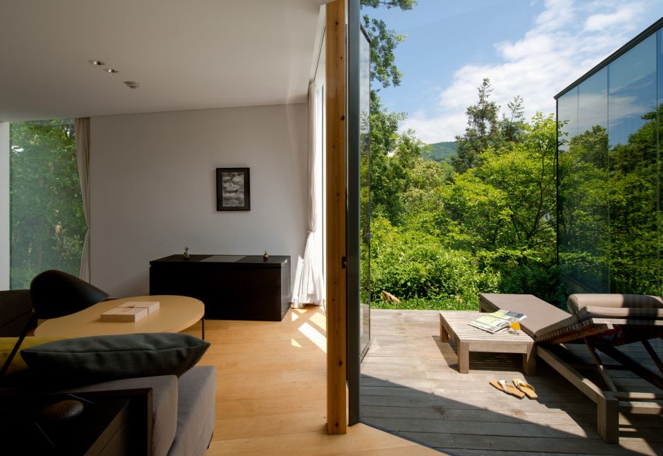 지지진 마츠야마 다이닝