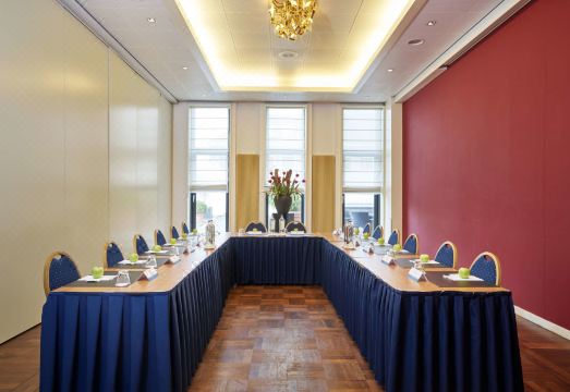 암라스 그랜드 호텔 데 렘페럴