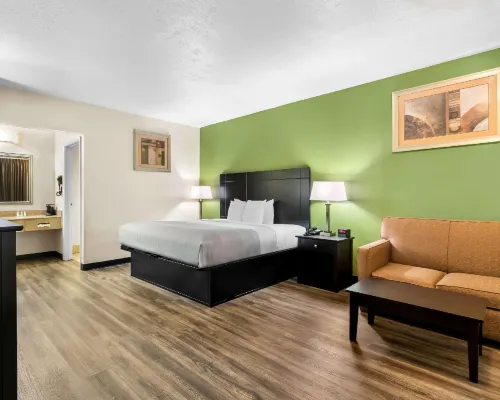 Quality Inn Hotels in Coffee County