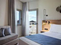 Atlantica Ocean Beach Resort - balcony