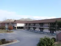 Mountain Valley Inn - Mountain view