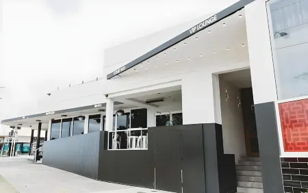 卧龍崗科尼斯頓酒店