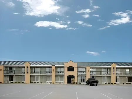 Americourt Extended Stays