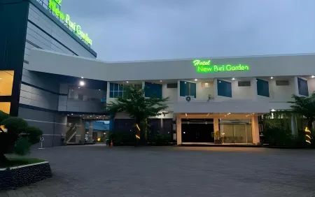 Hotel New Puri Garden Bandara Semarang Отели рядом с Аэропорт Ачмад Уани