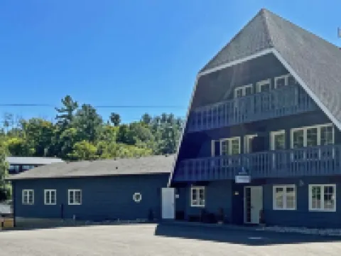 The Grand Tappattoo Resort, Ascend Hotel Collection Hotels in Parry Sound District