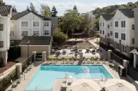 Residence Inn Pleasanton - Pools