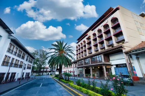 Plaza Uruapan Hotel Các khách sạn ở Uruapan