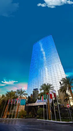 AlHamra Hotel Kuwait Отели рядом с достопримечательностью «Al Hamra Tower»