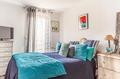 Beautiful apartment in Marseille's Golden Square
