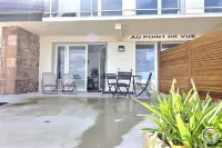 Bréhat gîte: full sea view, 200m from the beach Hotels in Perros-Guirec