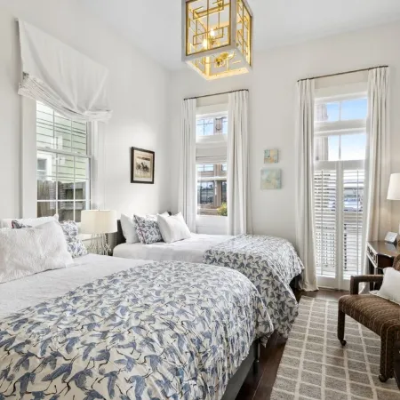 Stylish & Private Uptown NOLA Home & yard. Отели рядом с достопримечательностью «Зоопарк «Одюбон»»