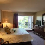 1 bedroom 2 bath condo overlooking Grand Traverse Bay and Acme Creek