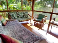 Evergreen Cottage @ Maui Adventure Villa
