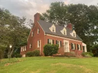 Robinson River Retreat - Near River, SNP & Graves