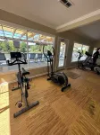 Tiny Lakeside Retreat, sleeps 8. On Lake Norman for all the lake fun! - Alphydda