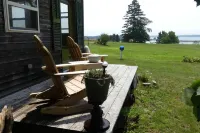 Green-House Cabin and Deck at Rossport by the Sea