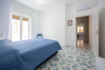 Blue Moon is a comfortable holiday house located in the heart of Maiori