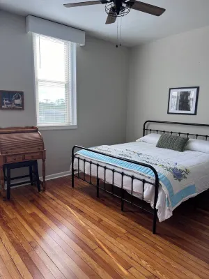 The Old Fashion Large one Bedroom Downtown Loft apartment