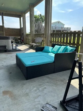 Nauti Beach House! Pet Friendly! Отели рядом с достопримечательностью «Port Bolivar»