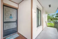 St. Petersburg Isla del Sol St. Pete Beach Updated Condo on Water 2 Bed Gorgeous