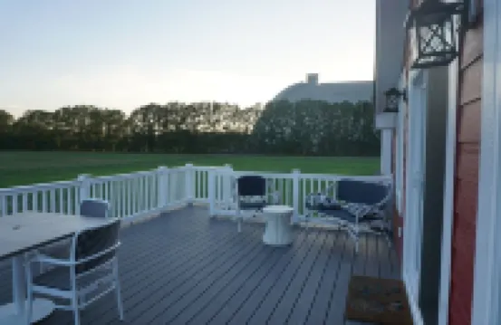 New Barn Apartment on 55 acres/waterfront