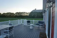 New Barn Apartment on 55 acres/waterfront Hotel a Pasquotank County