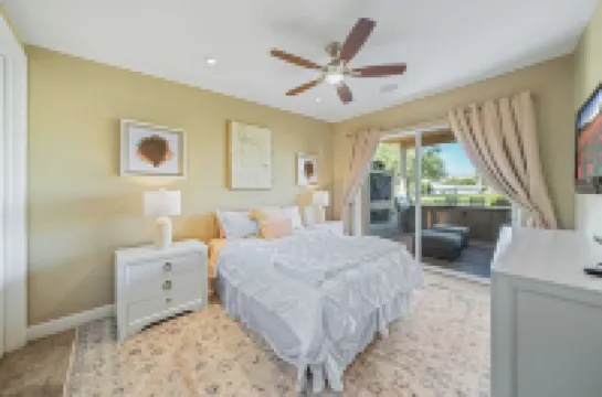 Vacation in Indian Wells Golf Tennis Festivals Sunshine - 3 Bedroom Modern Home Hotels in Indian Wells