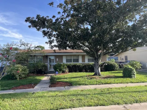 Titusville Holiday Home