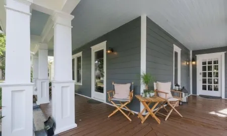 Southern Porch Charmer - Walk to Downtown Main Street and Waterfront!