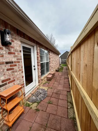 Hospitable Reservoir home w/King Bed near Shaggy’s