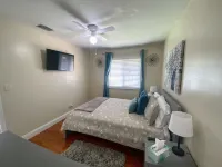 Your Perfect Retreat; 10Min from the Beach, Downtown, Las Olas and the Airport